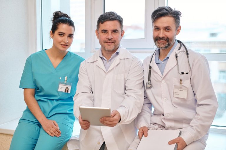 Team of experienced medical staff for 24/7 emergency care